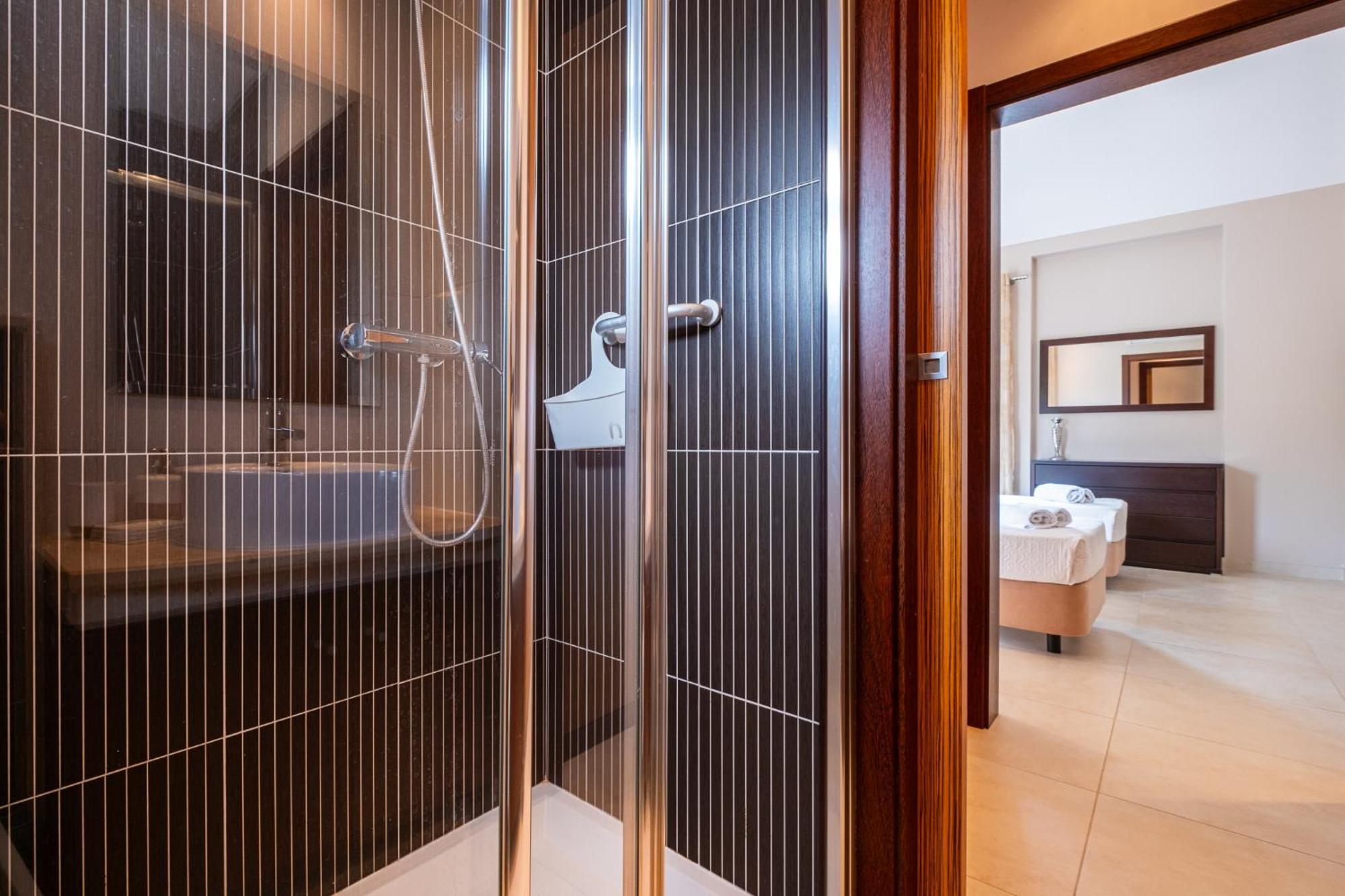 Capetown Marina Luxury Villa - Private Pool Albufeira Eksteriør billede